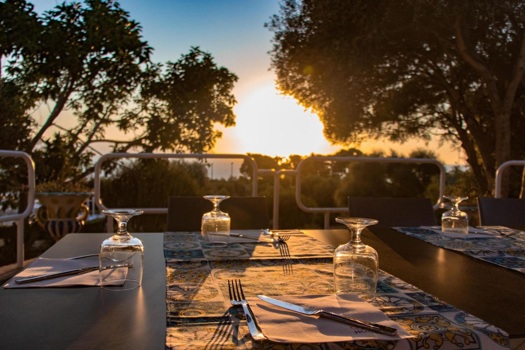 Cdshotels Terrasini - Citta Del Mare エクステリア 写真